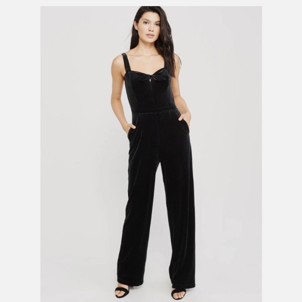 Abercrombie & Fitch Black Velvet jumpsuit size small